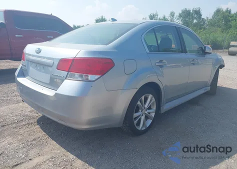 2014 Subaru Legacy 2.5I Premium z USA, uszkodzony, nr VIN 4S3BMBC67E3002312
